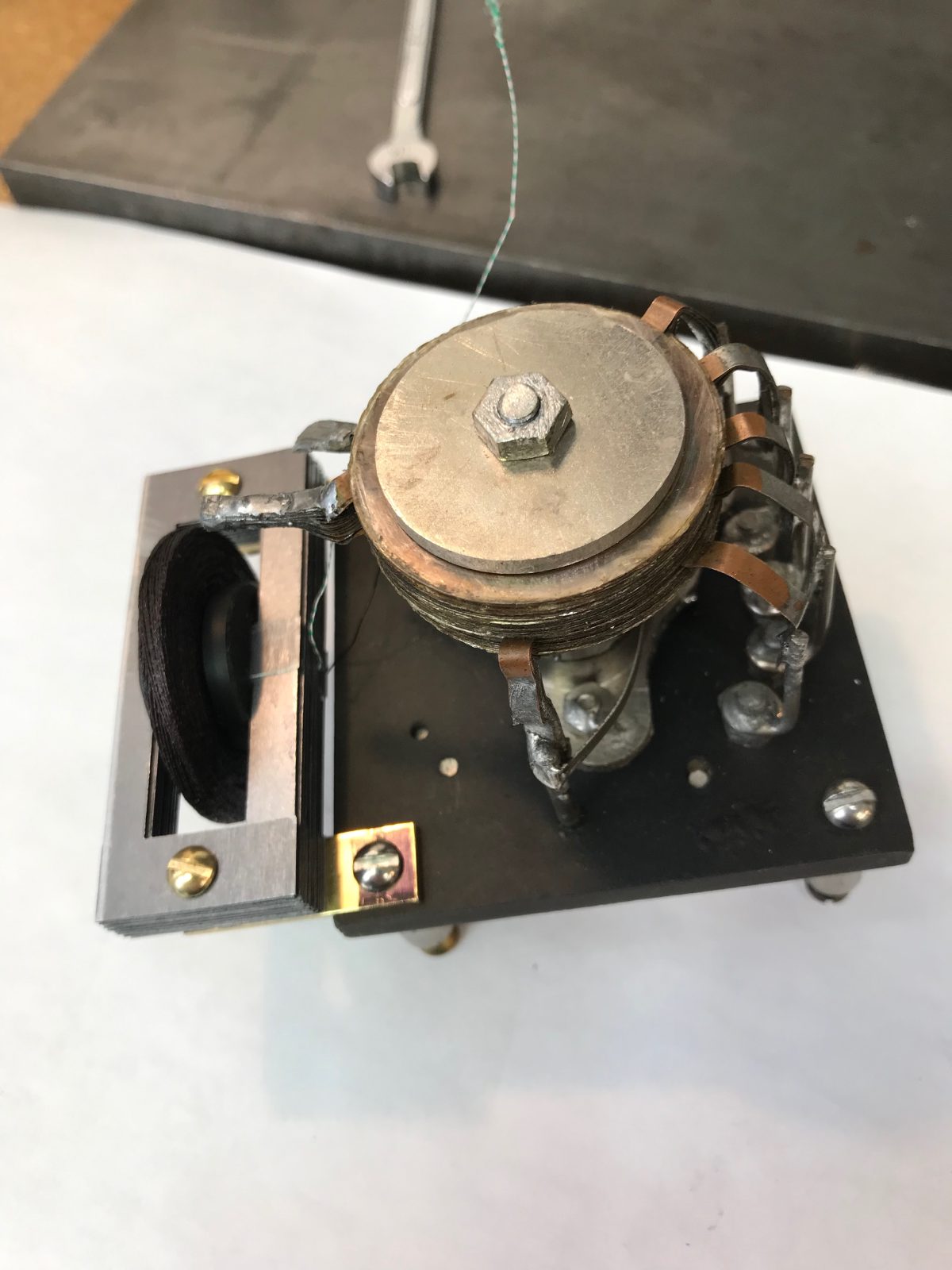 choke assembled to condenser